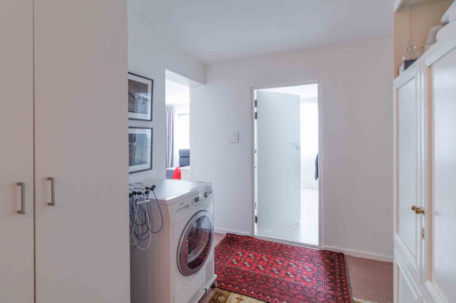 To Let 2 Bedroom Property for Rent in Tamboerskloof Western Cape